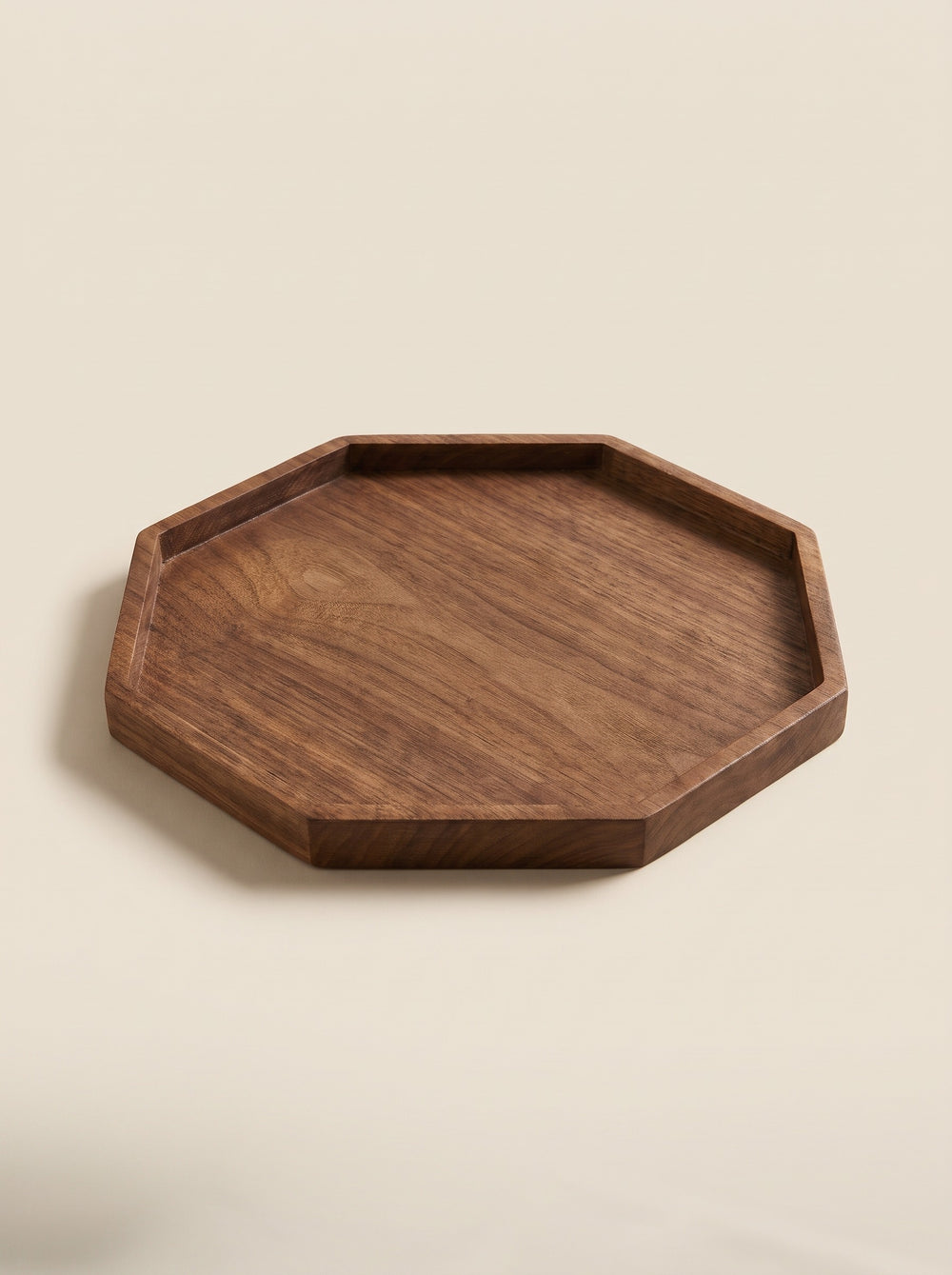 Le plateau octogonal en bois