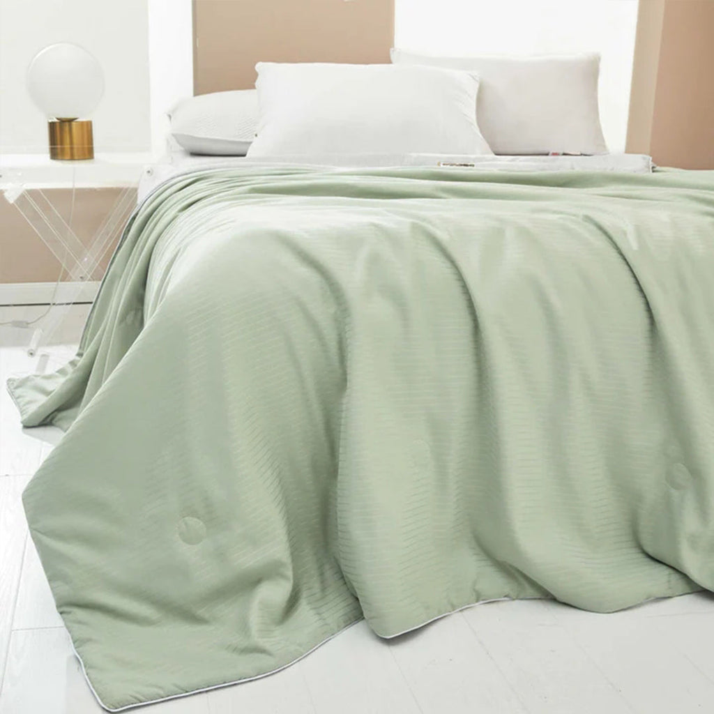 Cooling Comforter Soft Breathable Double Sided Quilt