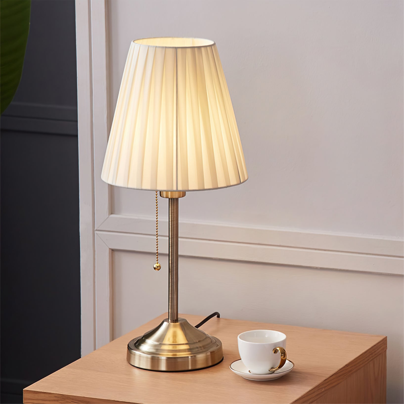 Halvard Table Lamp