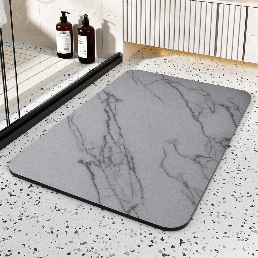 Schnell trocknende Badezimmer-Bodenmatte mit rutschfester Unterseite