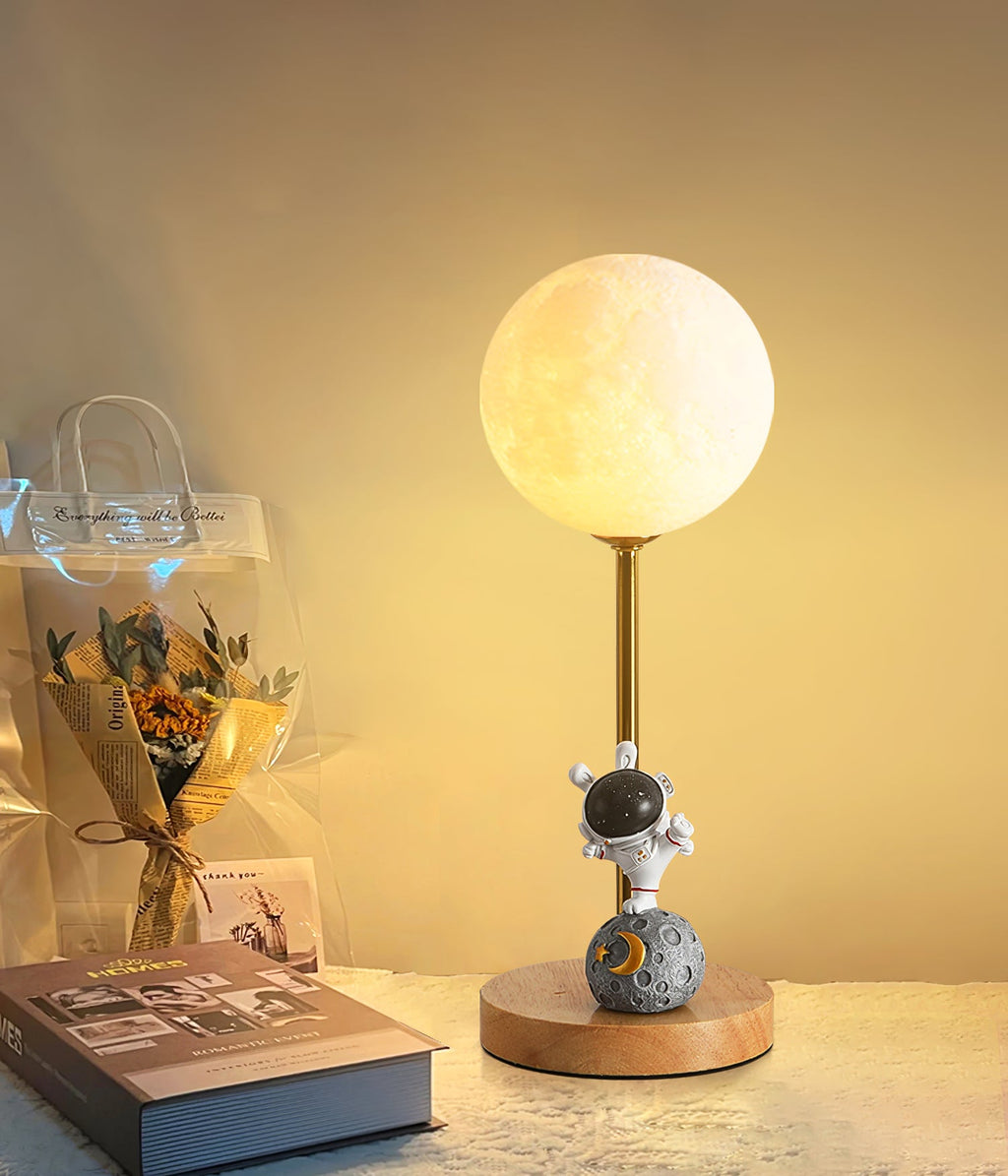 Lunaris Table Lamp