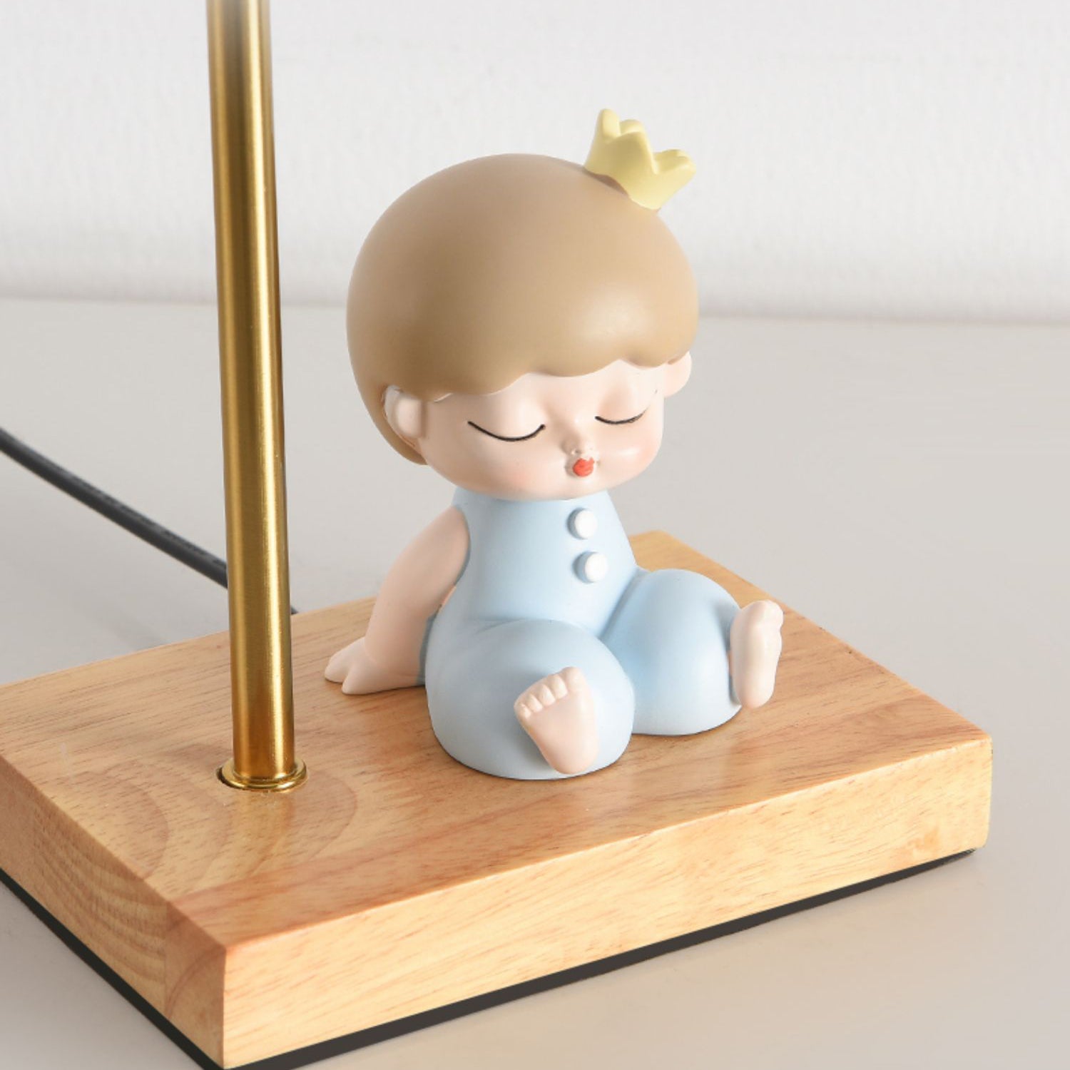 Lunaris Table Lamp