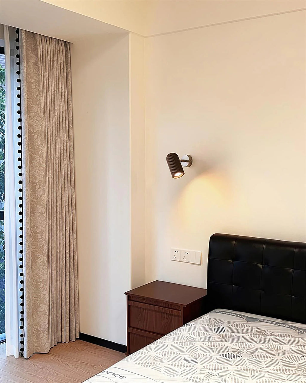 Bramley Wall Lamp