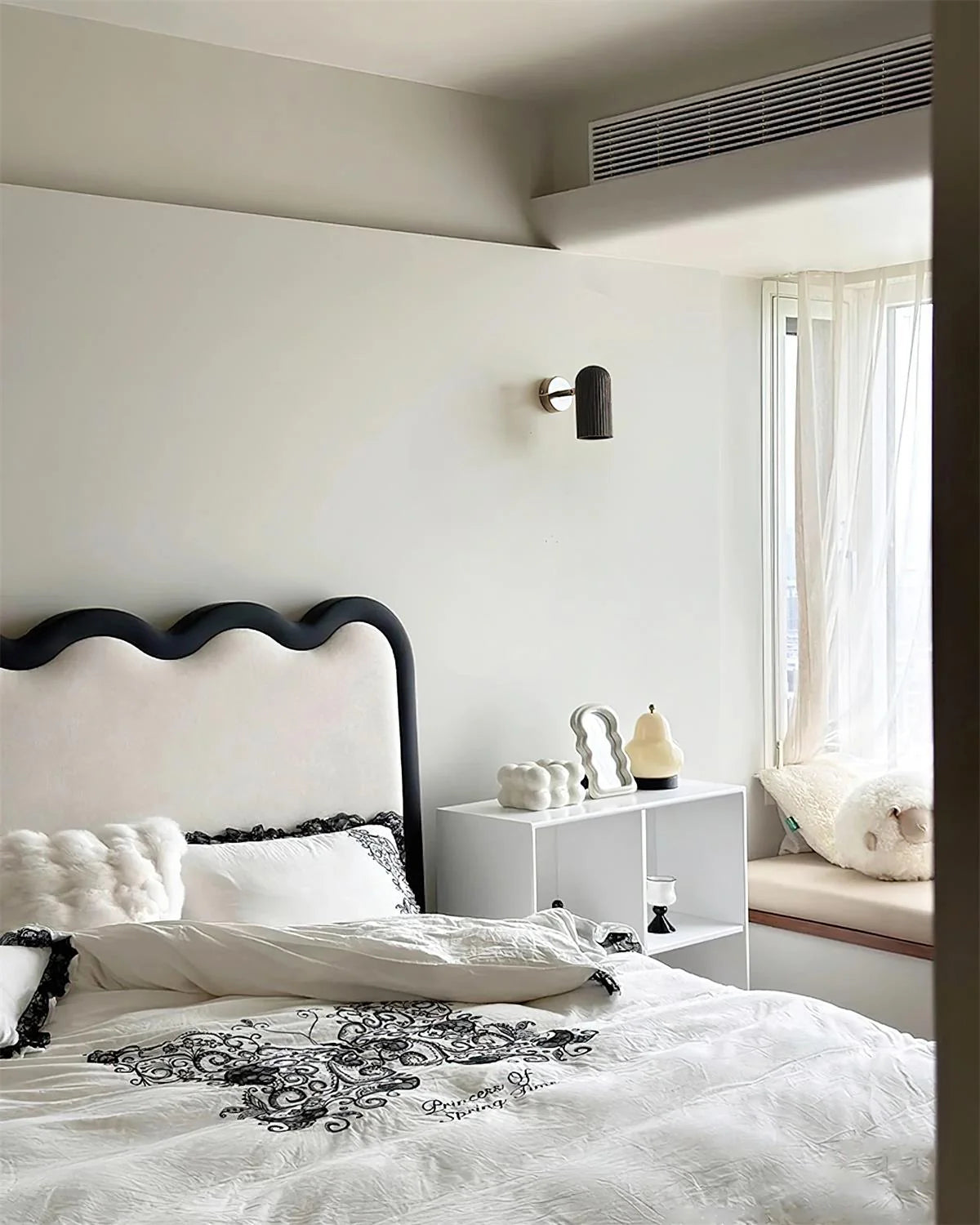 Bramley Wall Lamp