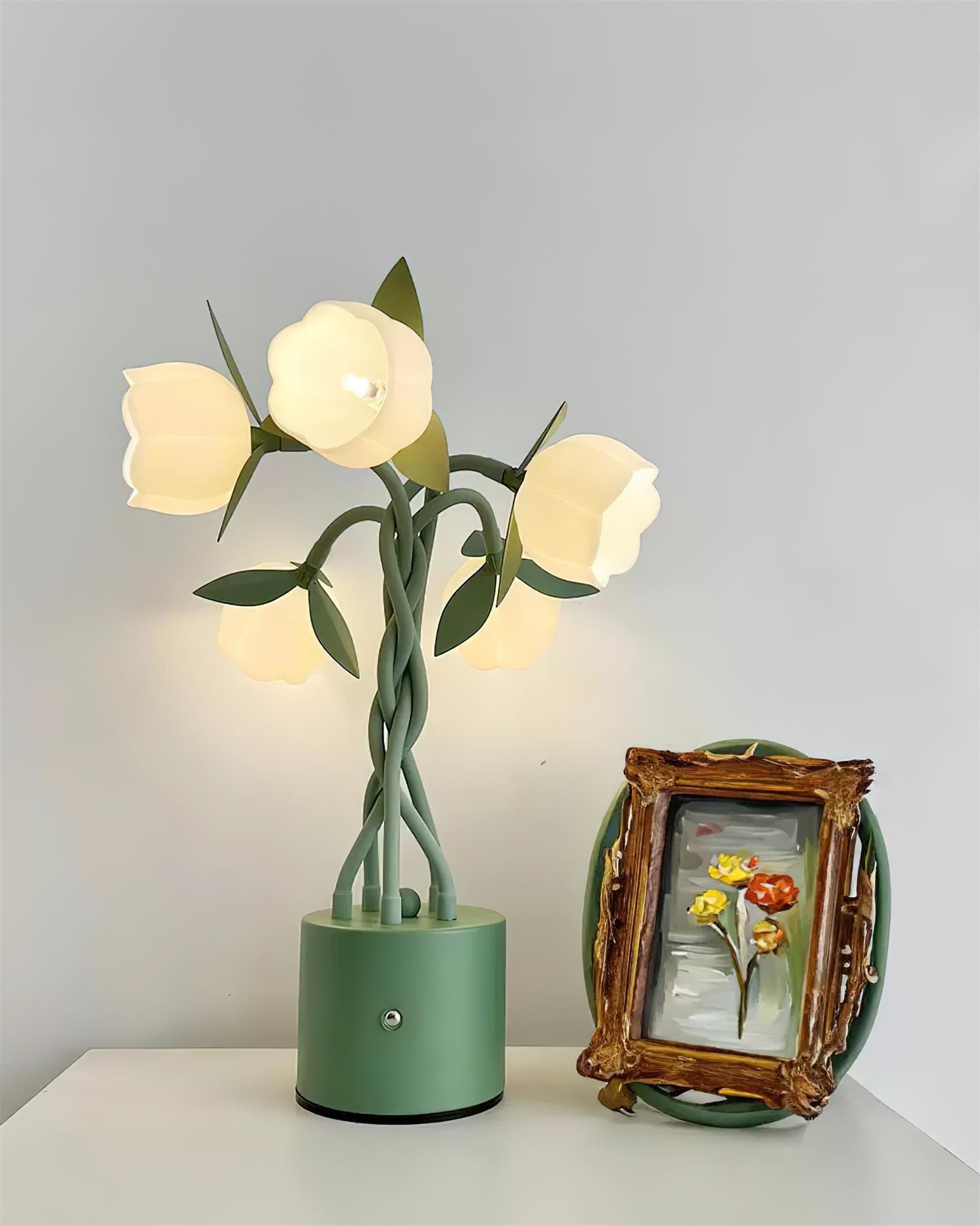 Isolde Table Lamp
