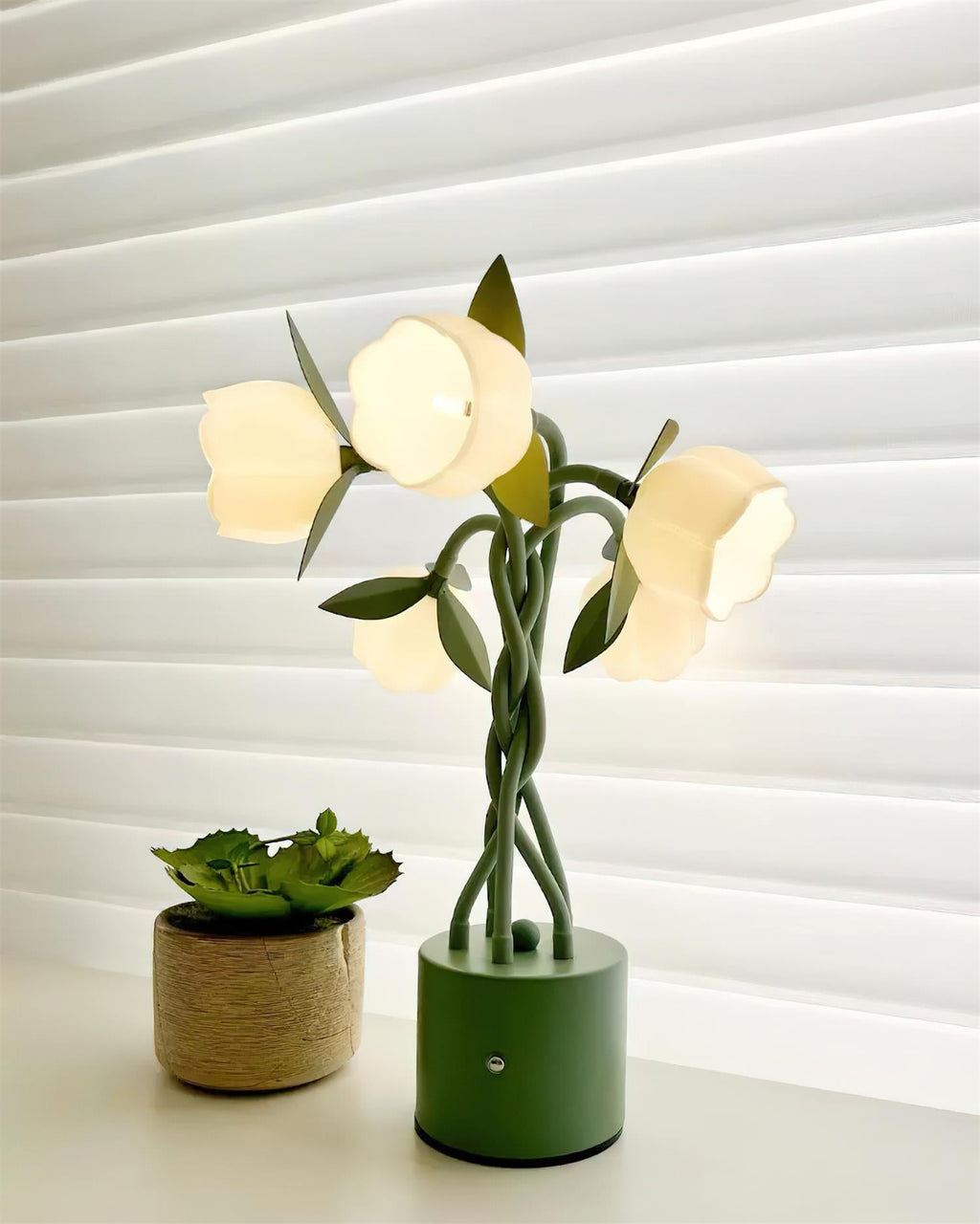Isolde Table Lamp