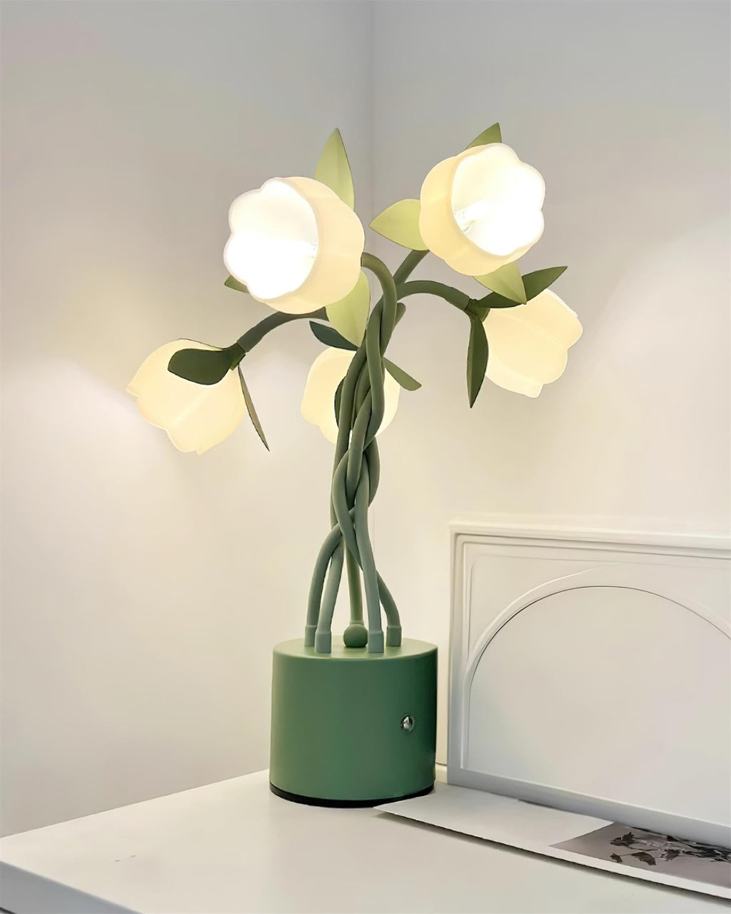 Isolde Table Lamp