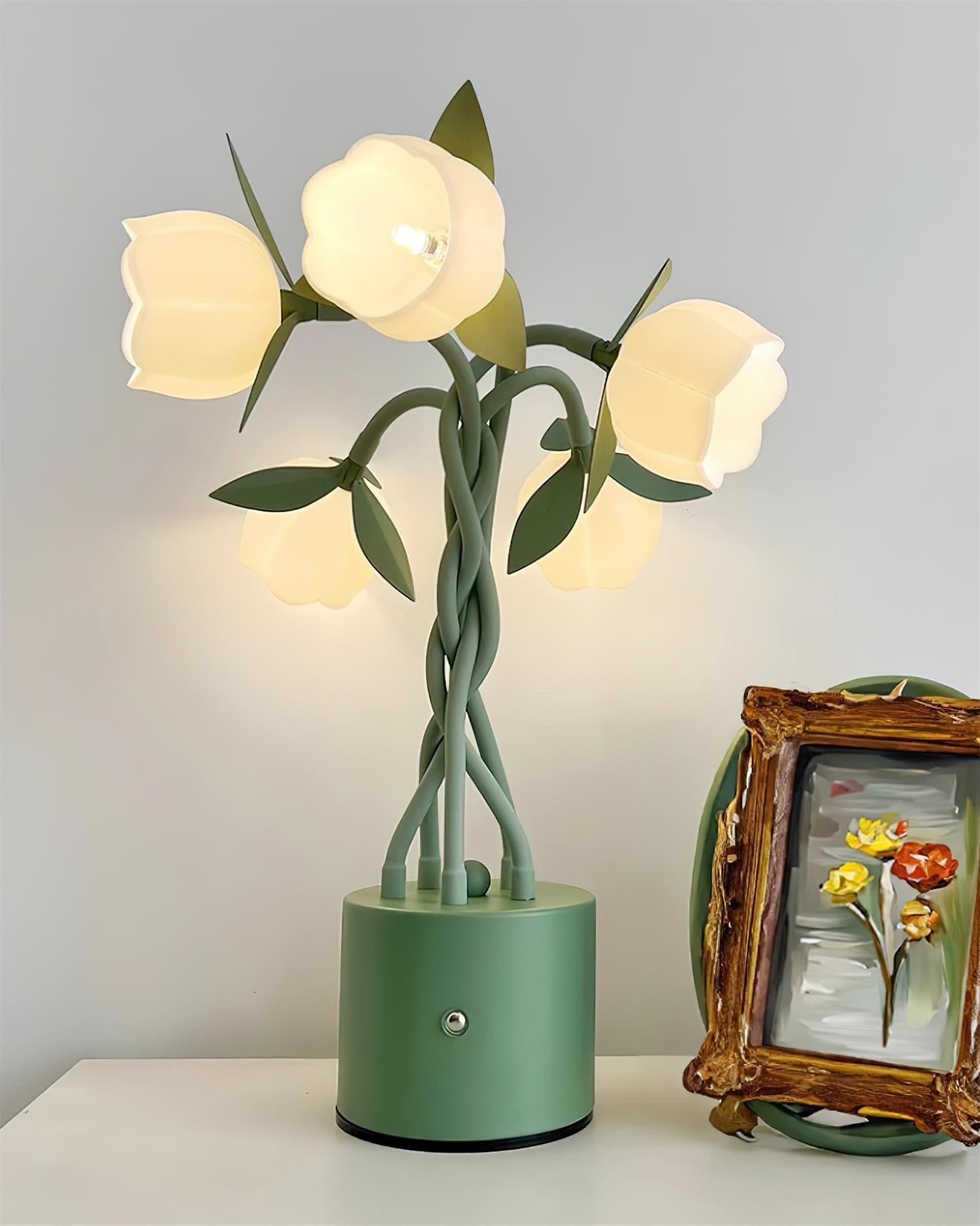 Isolde Table Lamp
