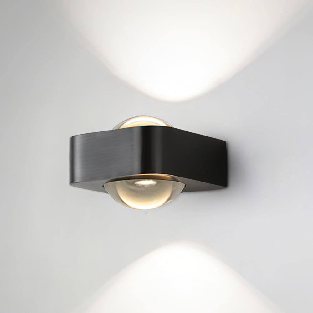 Halden Wall Lamp