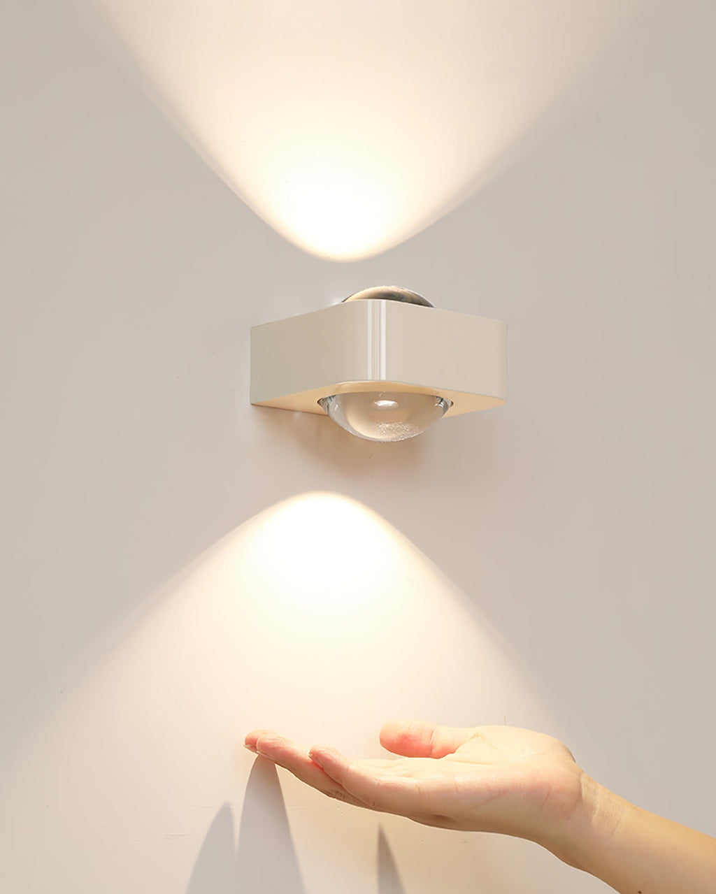 Halden Wall Lamp