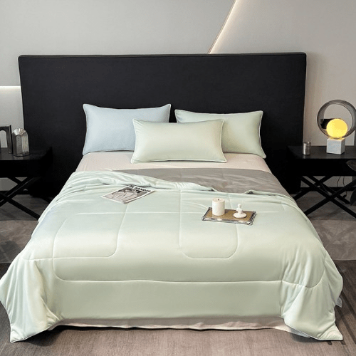 Reversible Dual Tone Cooling Comforter Quilted Blanket