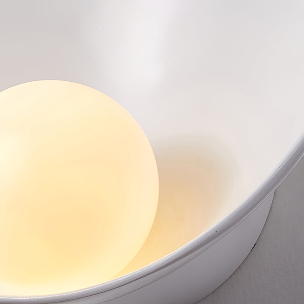 Lunella Wall Lamp