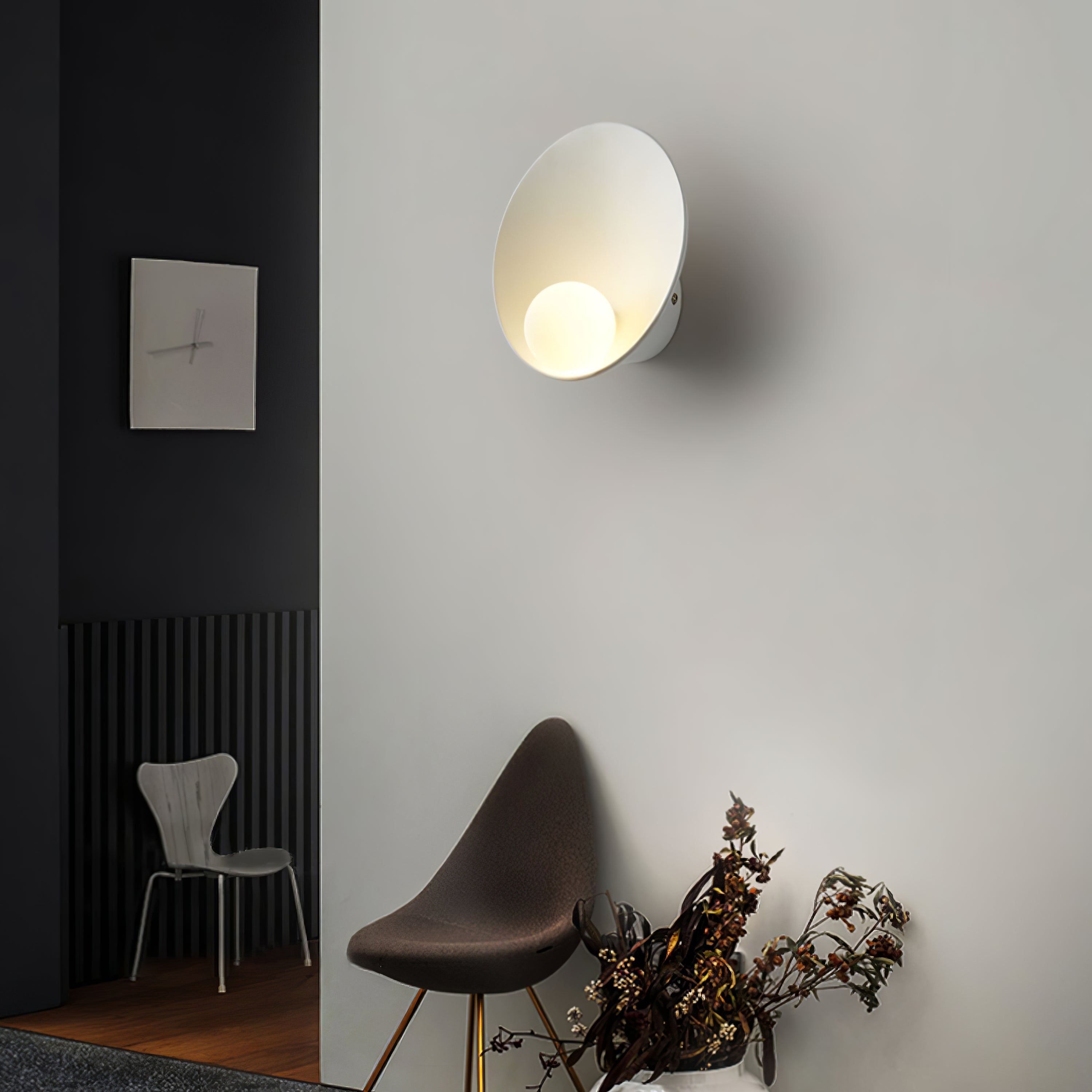Lunella Wall Lamp