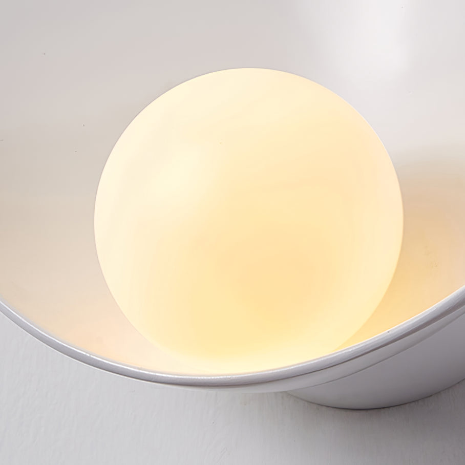 Lunella Wall Lamp