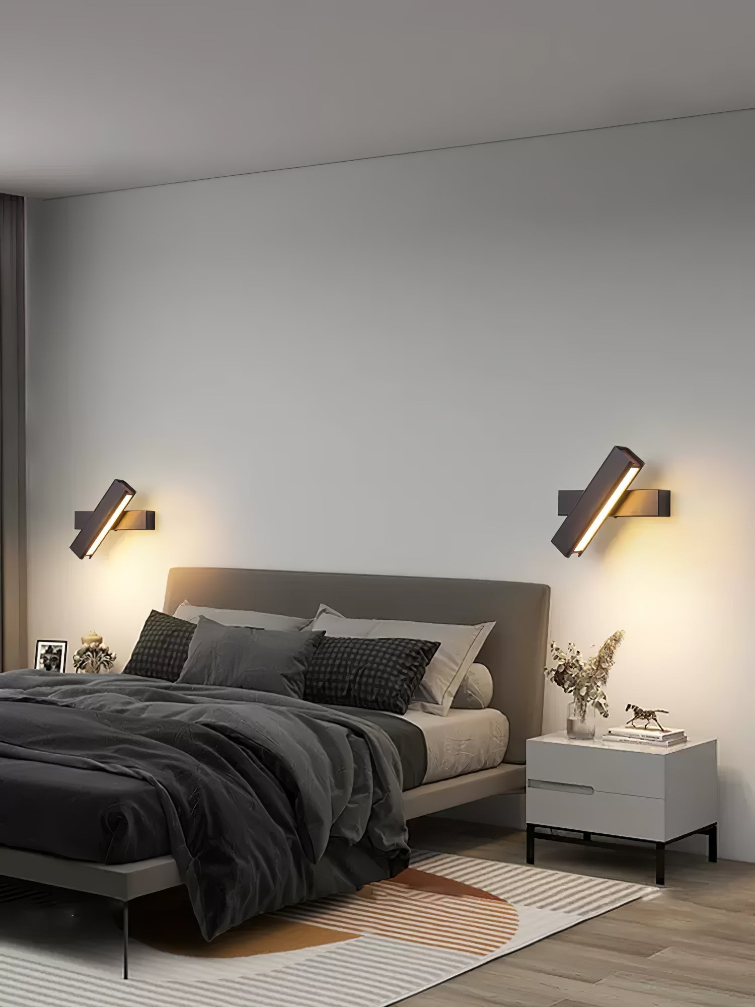 Nordholt Wall Lamp
