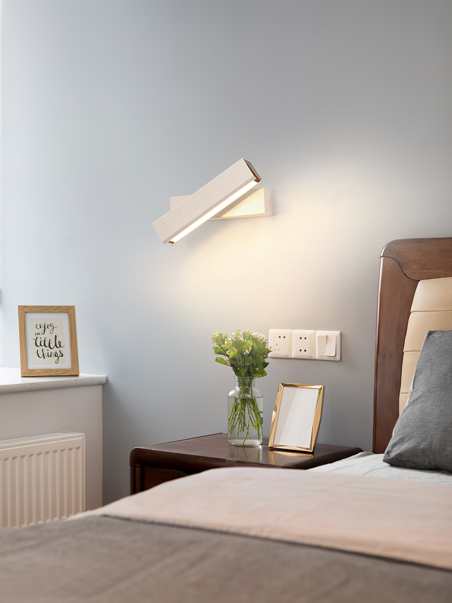 Nordholt Wall Lamp