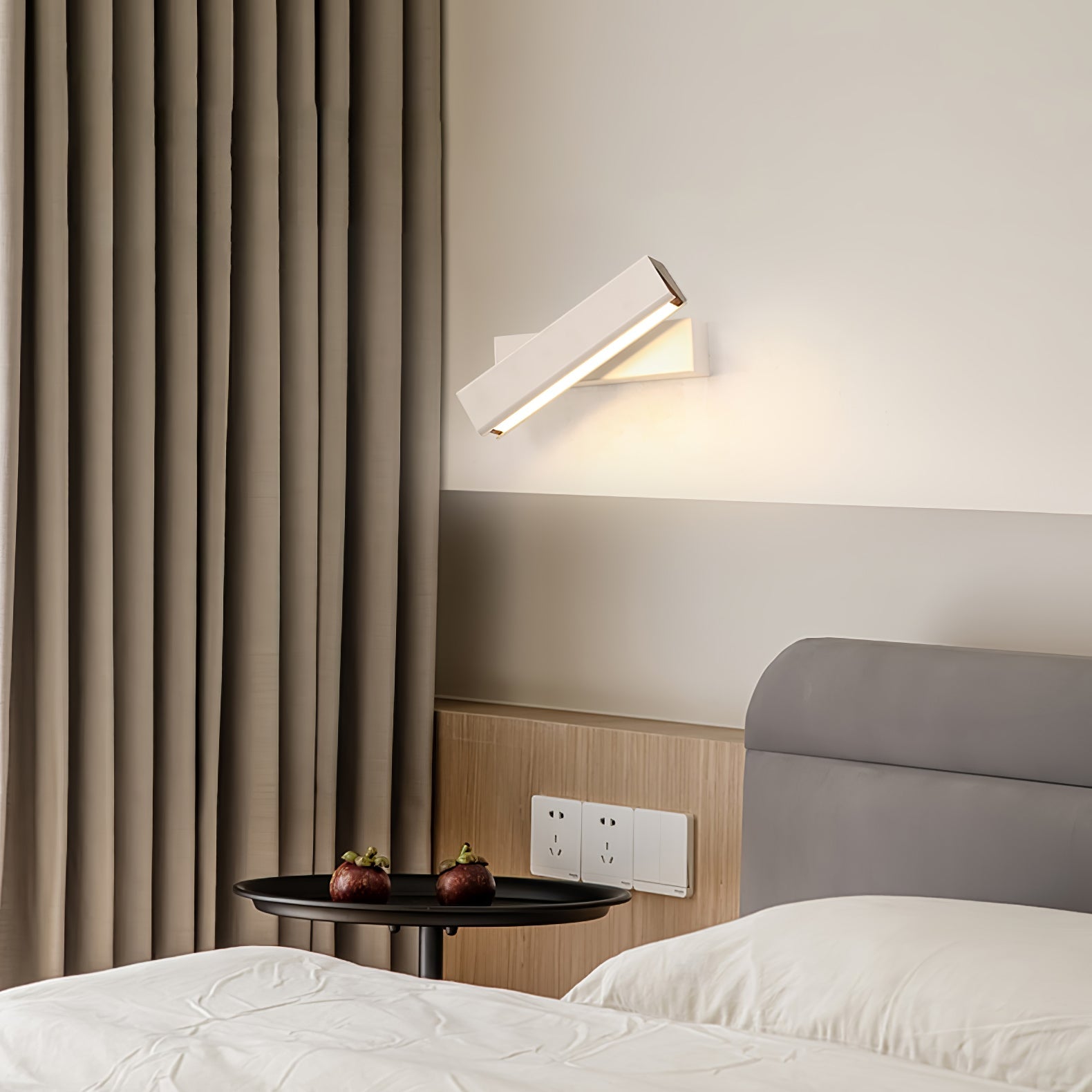 Nordholt Wall Lamp