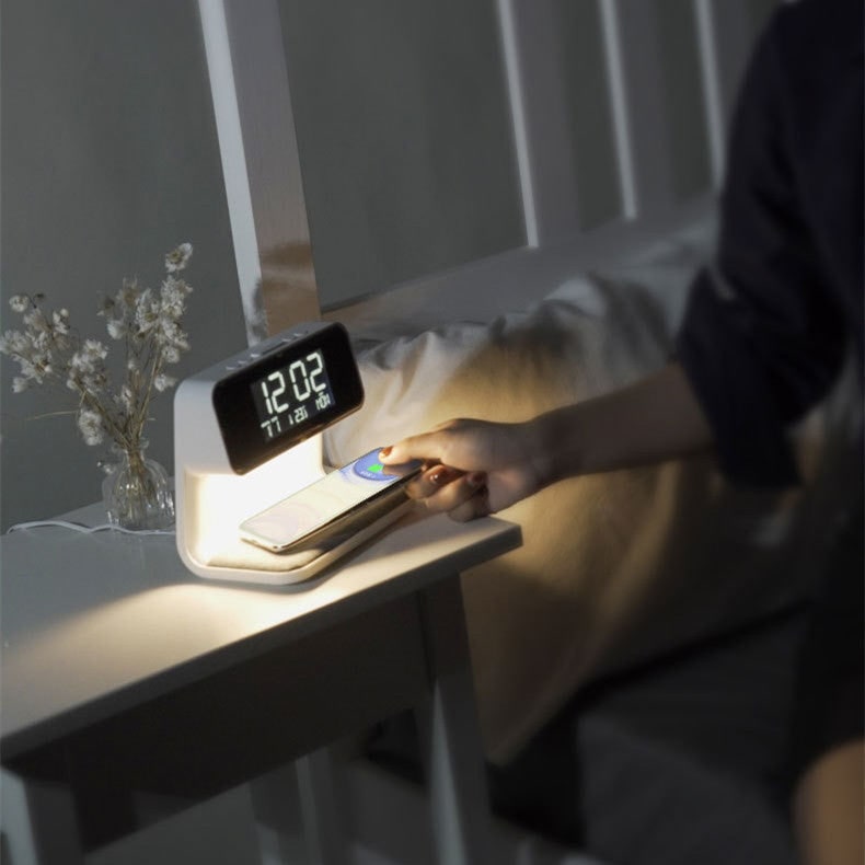Alarm Clock Qi Wireless Charging LED Digital Bedside Display Lamp With Charger - Image 3