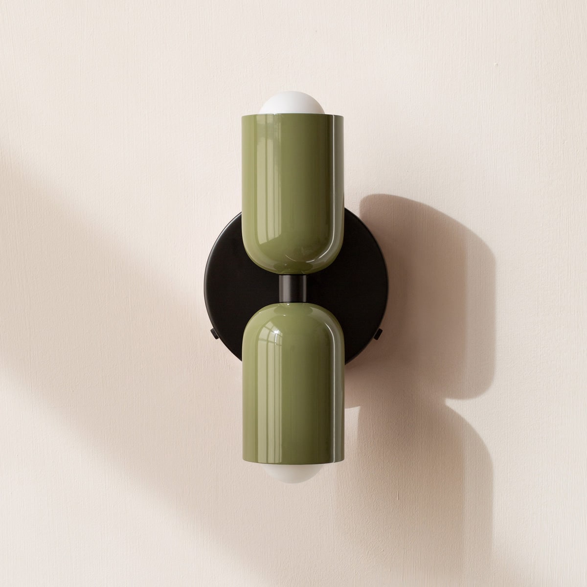 Battery Powered Wall Sconce Lighting with Dual Capsule Shades and Wireless Operation - Image 10