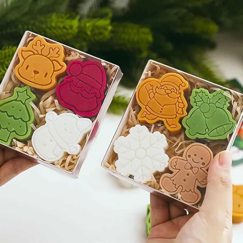 Christmas Candle Gift Set with Festive Designs and Decorative Shaped for Holiday Décor - Image 4
