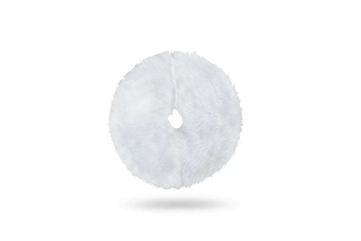 Christmas Tree Skirt with Plush Faux Fur for Small Tabletop 15-Inch Diameter - Image 3