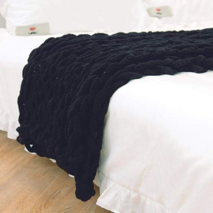 Chunky Knit Throw Blanket with Cozy Cable and Soft Chenille Texture - Image 3