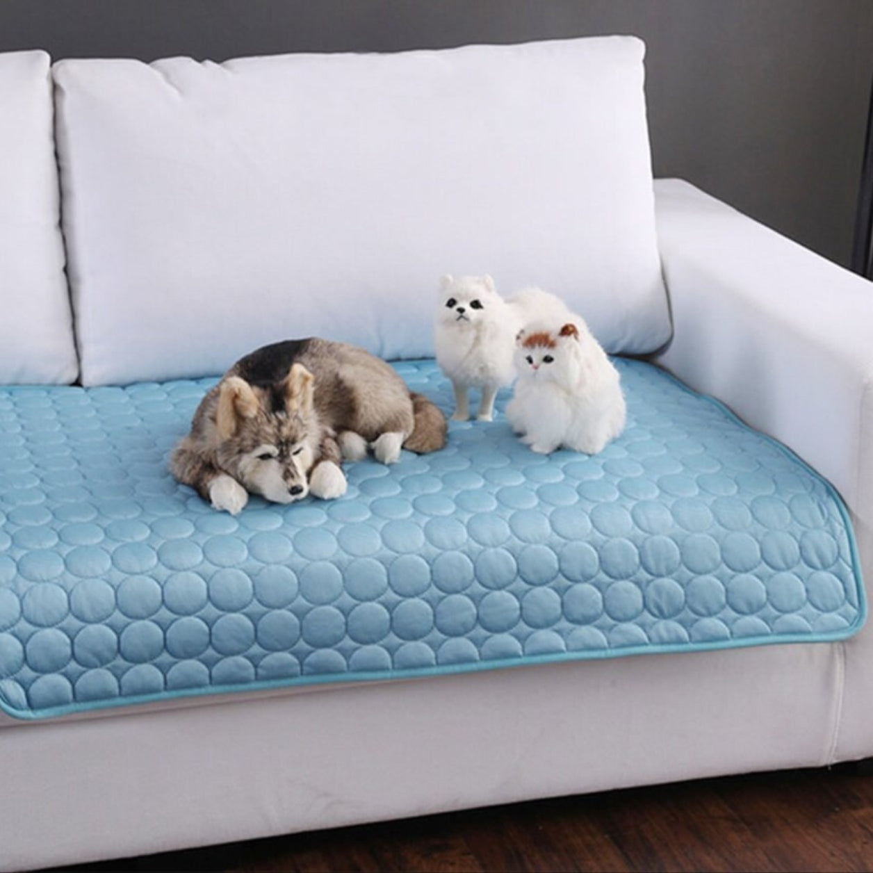 Portable Cooling Rest Mat for Dogs and Cats