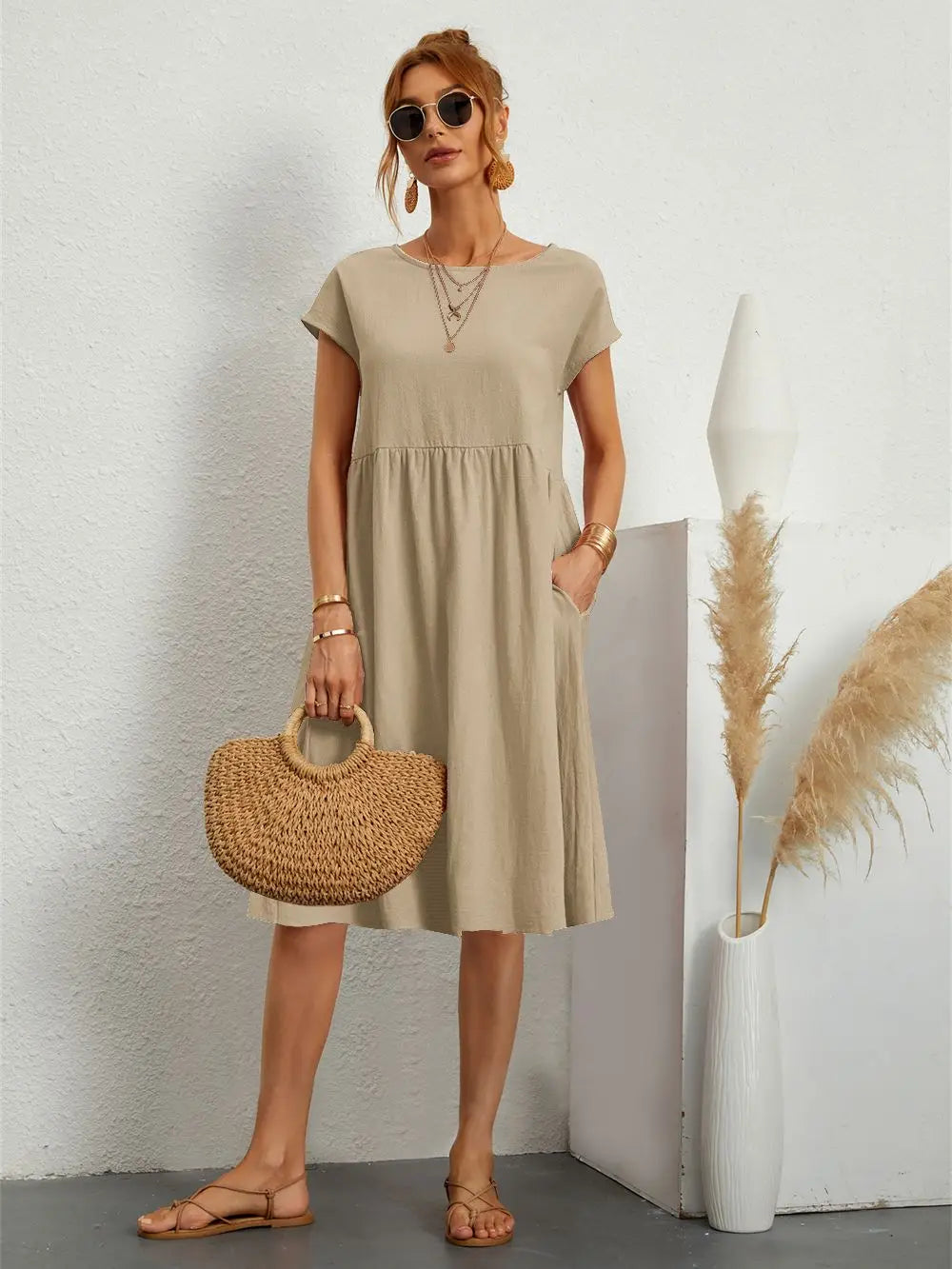 Crew Neck Pocket Midi T-Shirt Dress for Casual Daywear — detail view