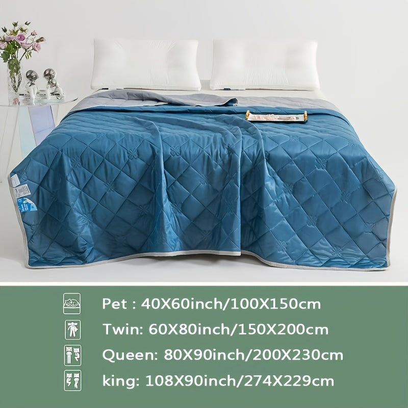 Lightweight Cooling Blanket Soft Breathable Sleeping Cover