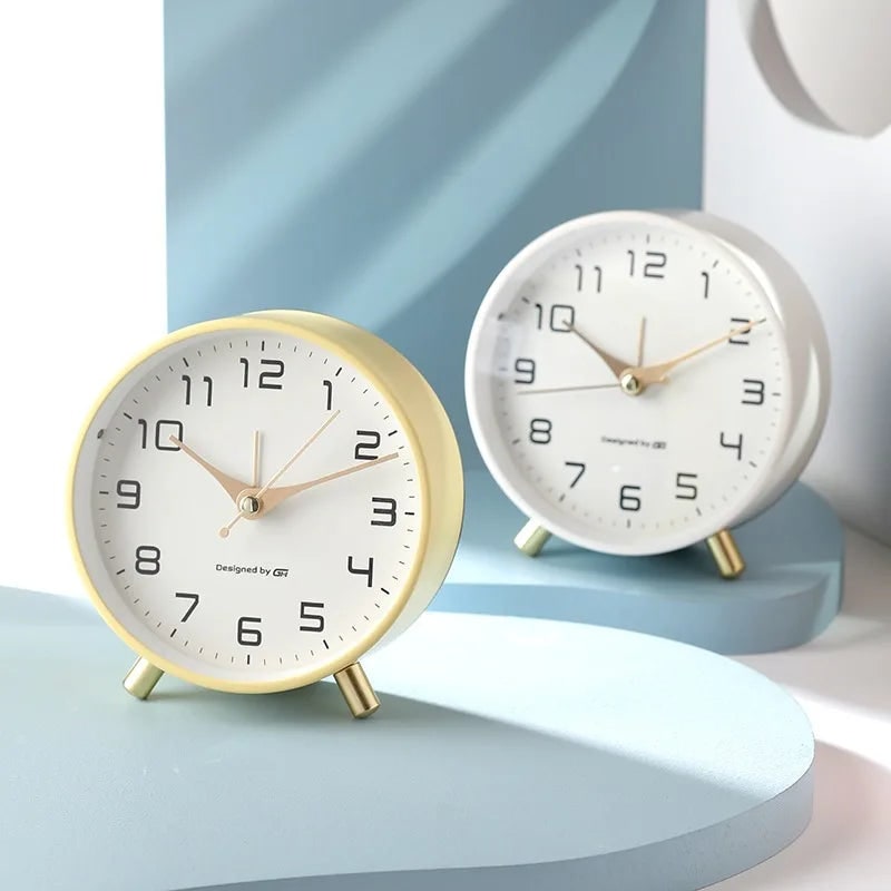 Desk Clock Table Round Analog Metal Feet Glass Front Small - Image 4
