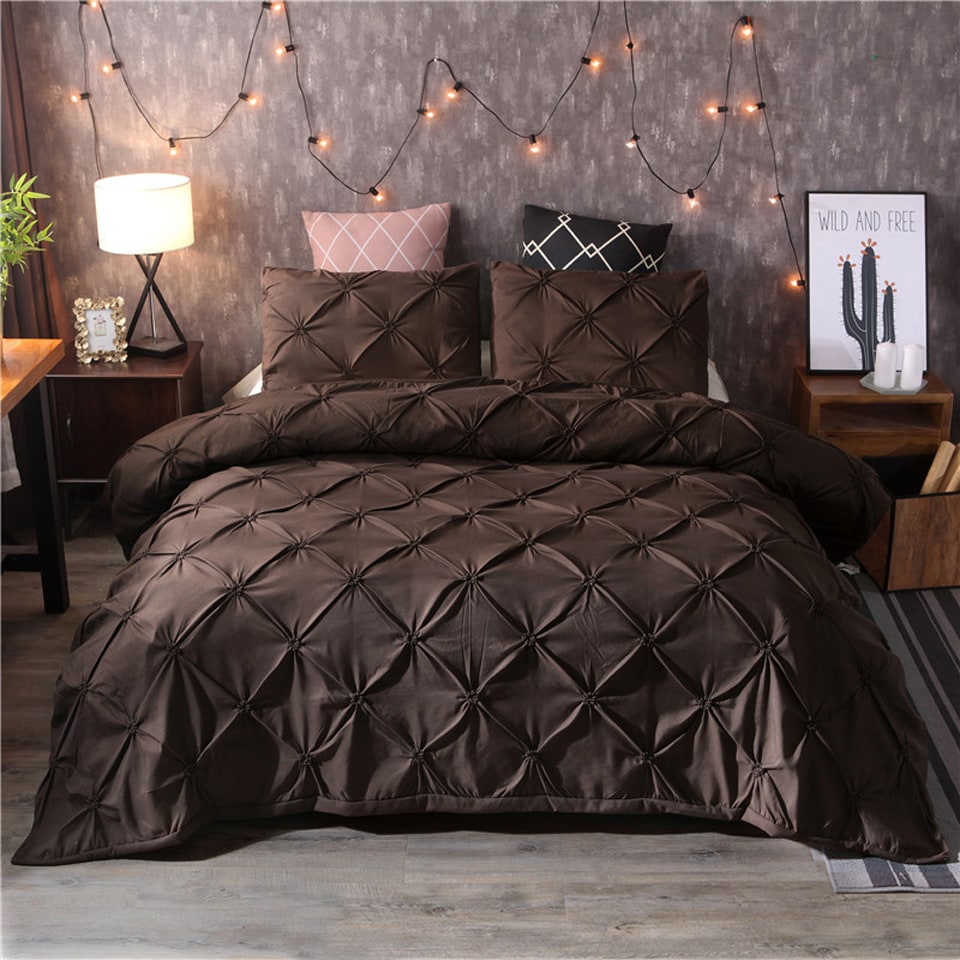 Duvet Cover and King Doona with Pintuck Design and Pillow Shams Bedding Set - Image 5