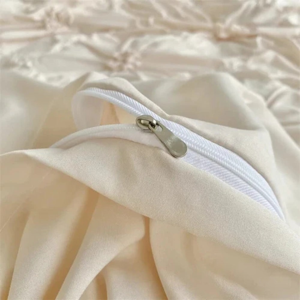 Duvet Cover Set with Pinch Pleat Rosette Flower Pattern for King Queen Size Percale - Image 7