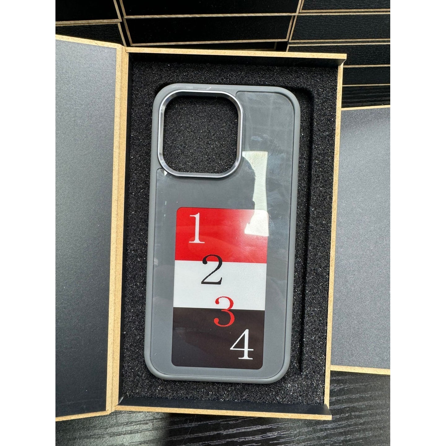 E-Ink Iphone Case with Strap Wallet and Waterproof Pouch Designer Smart Display Cover - Image 15
