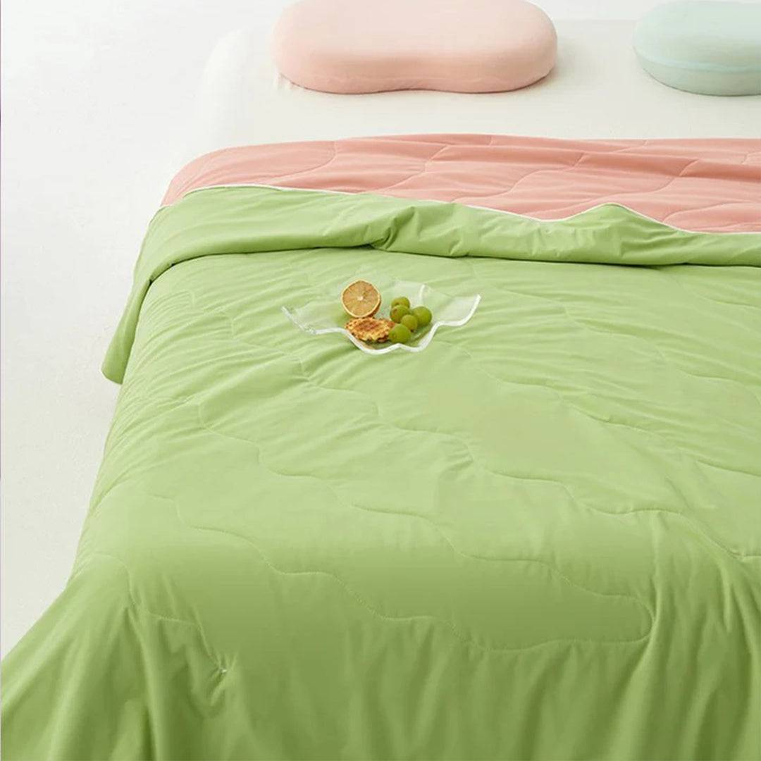 Cooling Comforter Q Max 0.4 Lightweight Summer Quilt