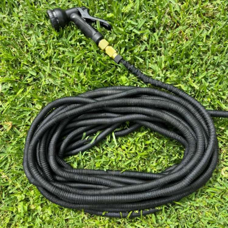 Expandable Garden Hose with Flexible Anti-Kink Design 8-Mode Spray Nozzle and Leak-Proof Connectors - Image 10