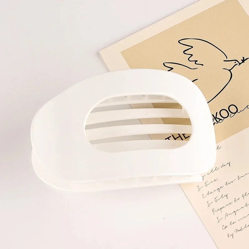 Flat Claw Hair Clip with Matte Finish and Ergonomic Curved Design - Image 13