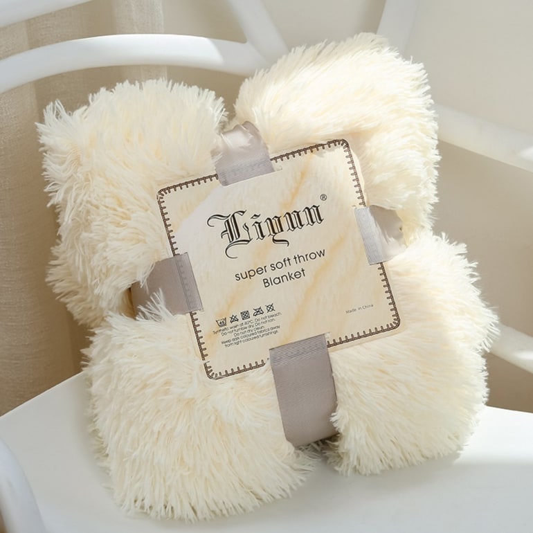 Girls' Faux Fur Throw Blanket with Soft Shaggy Long Pile Texture and Cozy Fluffy Design - Image 18