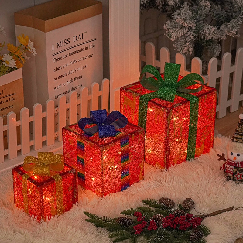 Holiday Gift Sets with Pre-Lit Boxes and Christmas of 3 Lighted Decorative Cube with Bows - Image 4