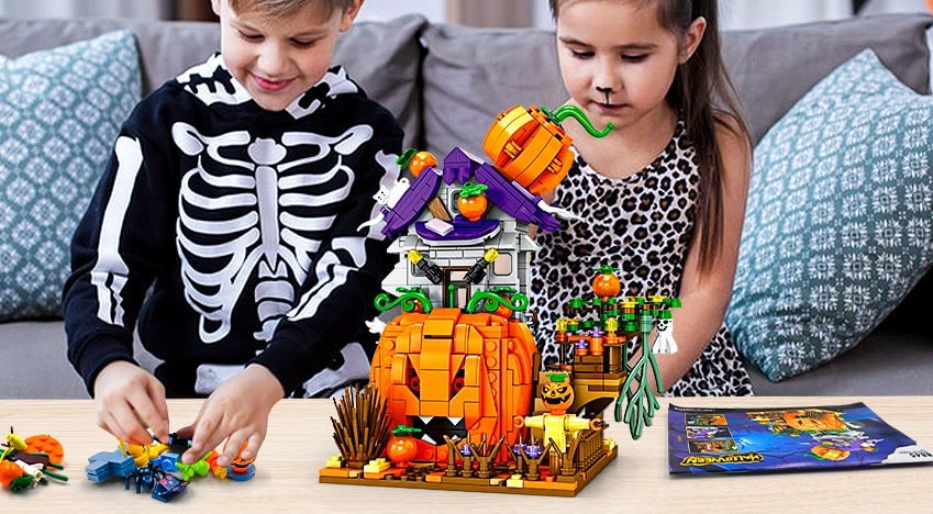 Kids' Halloween Building Blocks and Toy Construction Set with Spooky Cabin for Wooden Play - Image 2