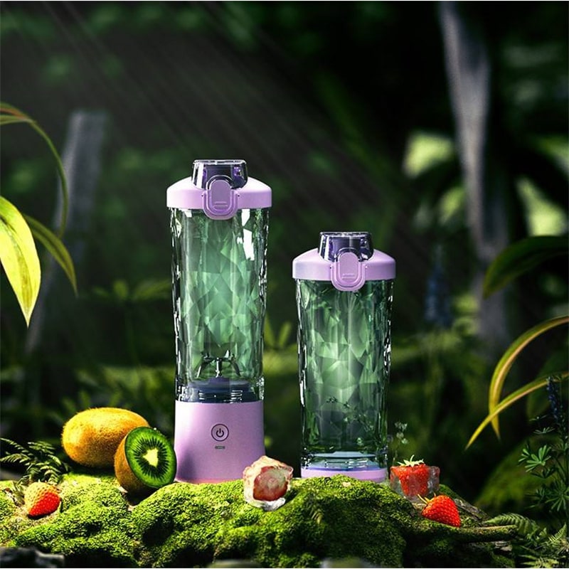Kids' Portable Mini Blender with USB Charging and Stainless Steel Blades for Smoothies - Image 13