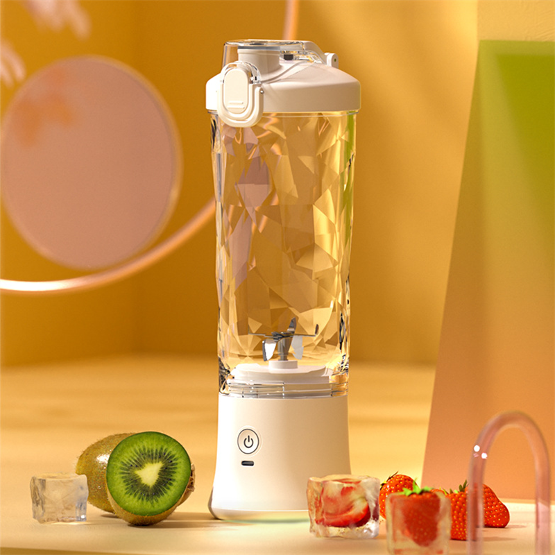 Kids' Portable Mini Blender with USB Charging and Stainless Steel Blades for Smoothies - Image 2