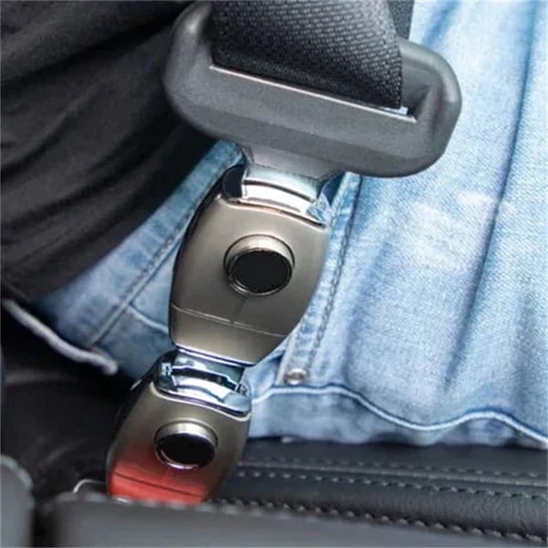 Kids' Seat Belt Extender for Cars with Universal Buckle Compatibility and Safety Lock - Image 3