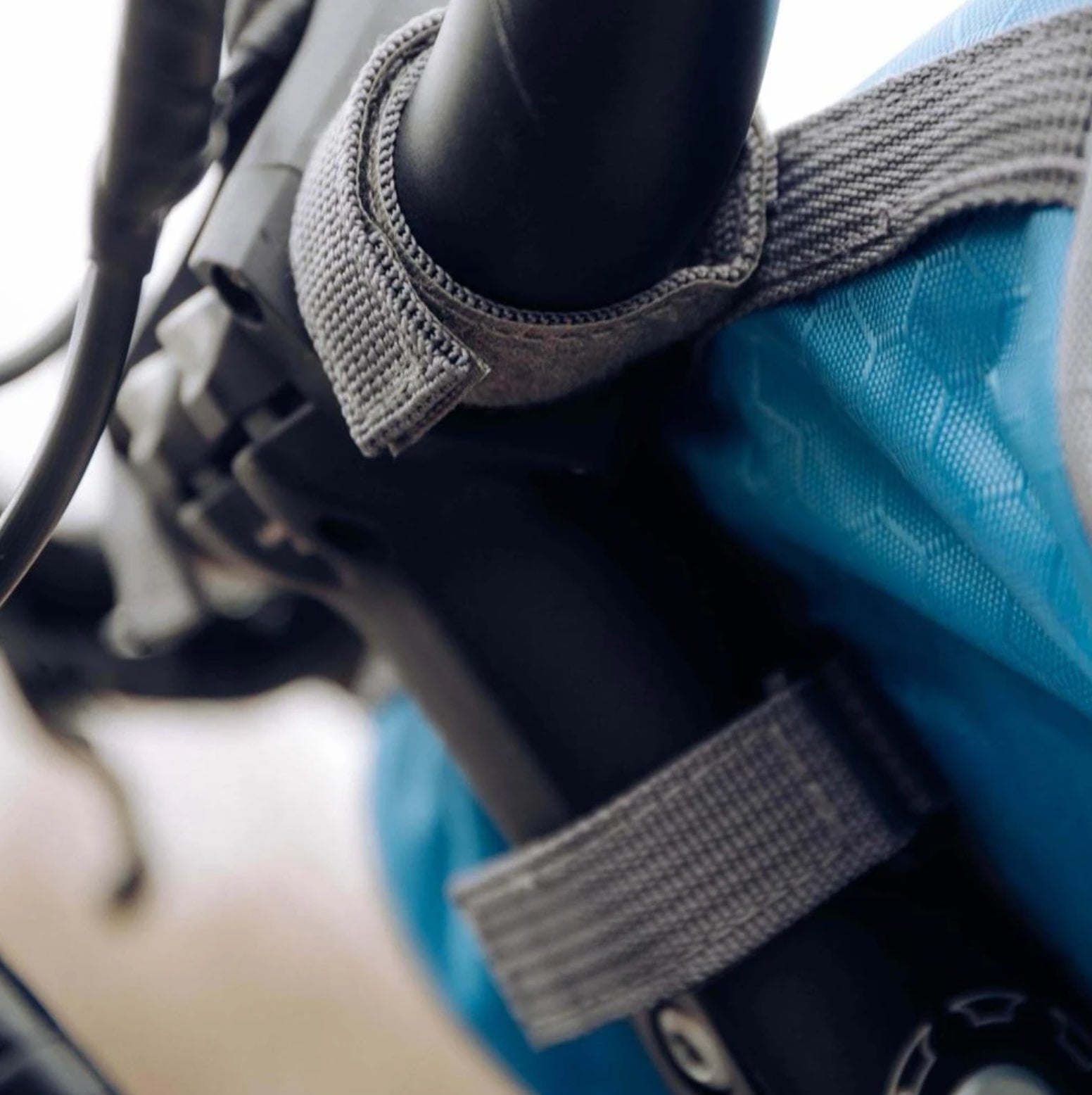 Bicycle Handlebar Phone Bag with Touchscreen Pocket