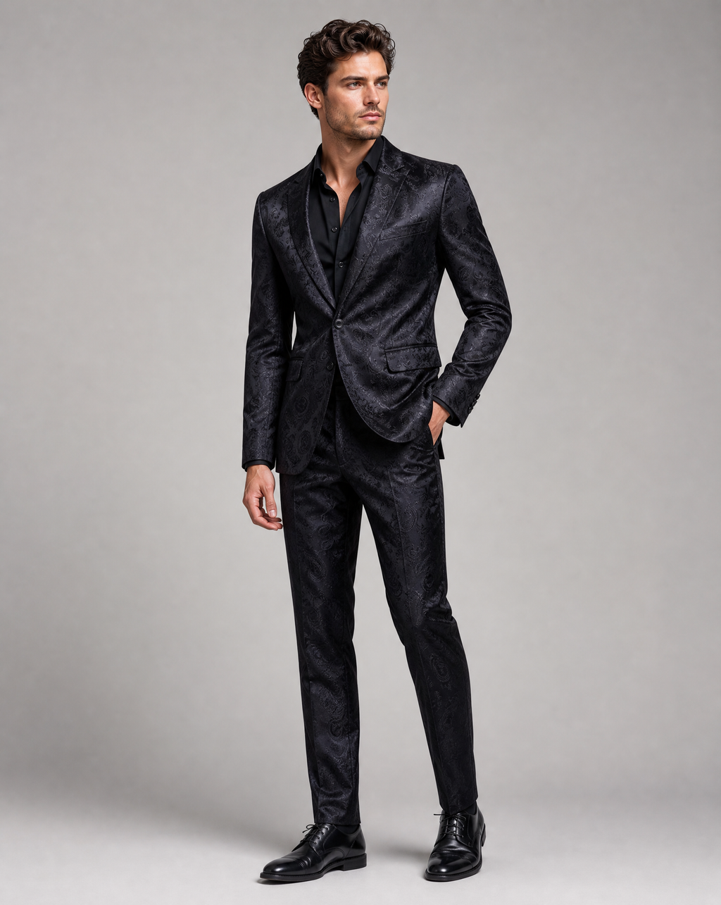 Lightweight Slim Fit Tailored Suit for Men