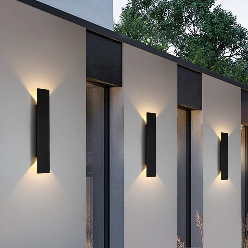 Outdoor Wall Sconce Light with Up and Down LED Glow and Modern Linear Design - Image 4