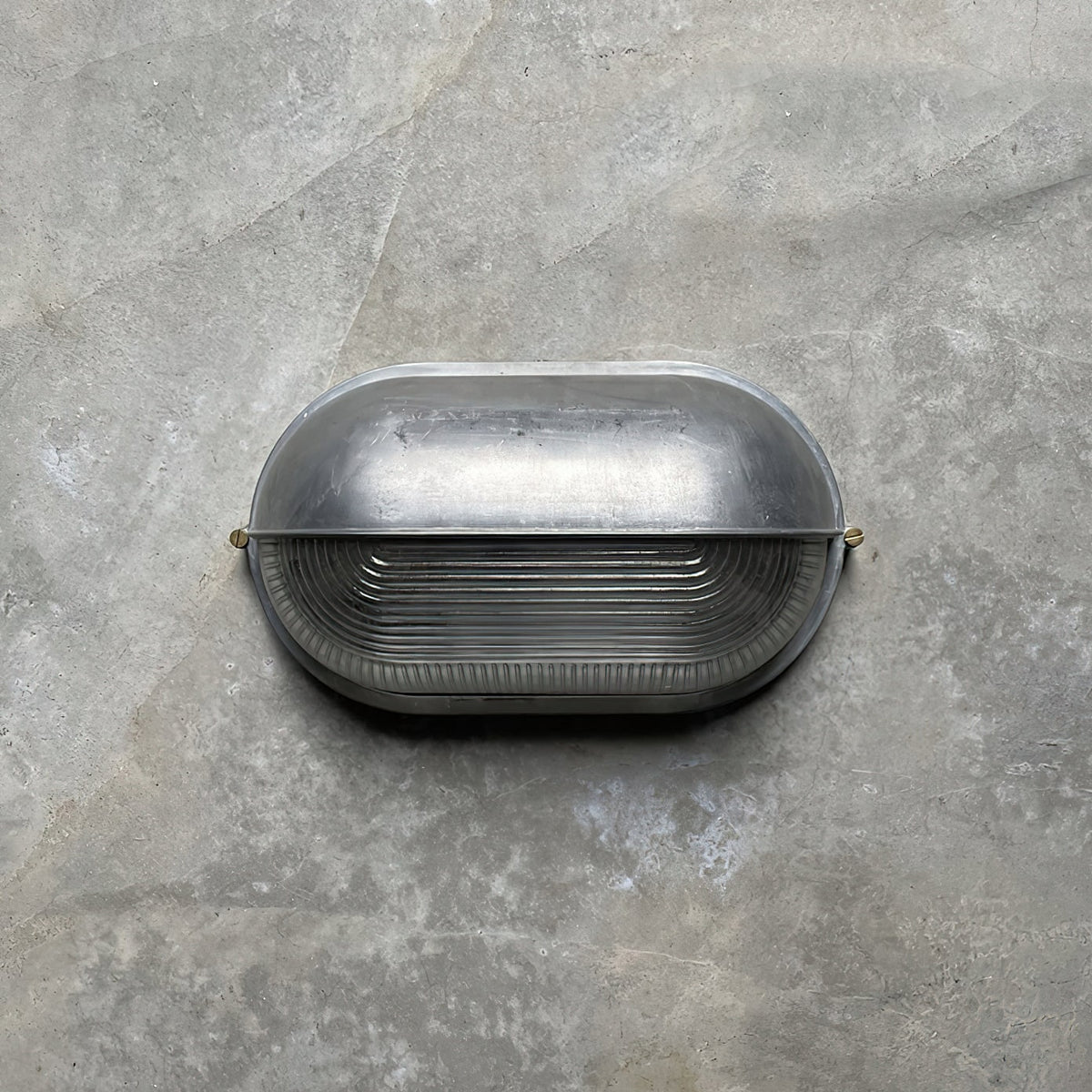 Oval Bulkhead Wall Light with Weather-Resistant Eyelid Cover and Ribbed Glass Diffuser - Image 44