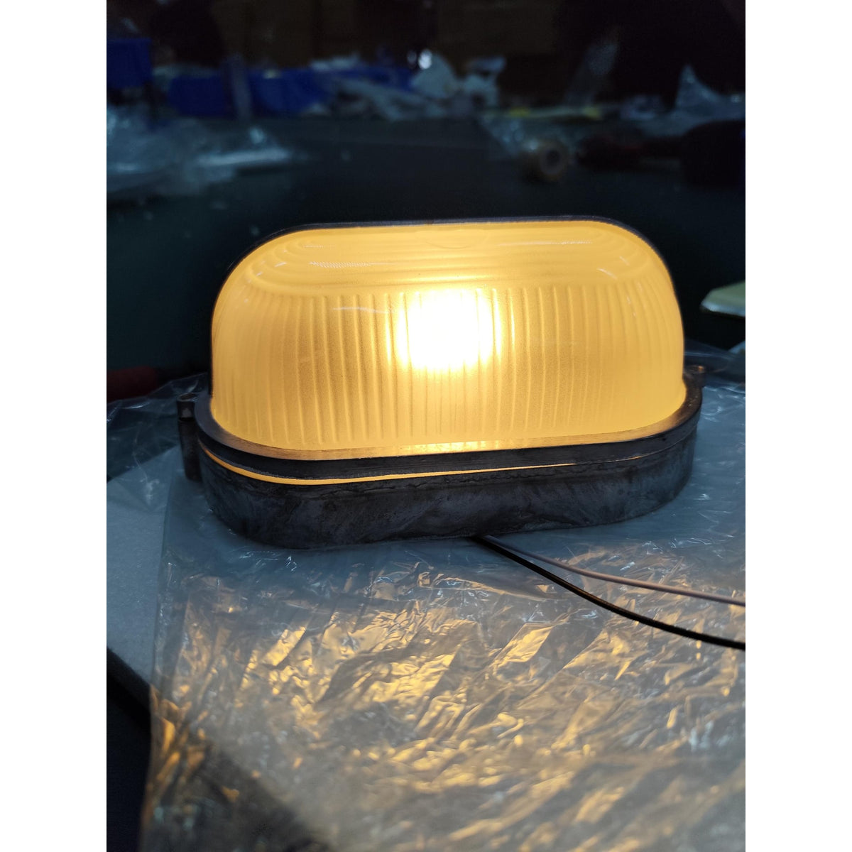 Oval Bulkhead Wall Light with Weather-Resistant Eyelid Cover and Ribbed Glass Diffuser - Image 54