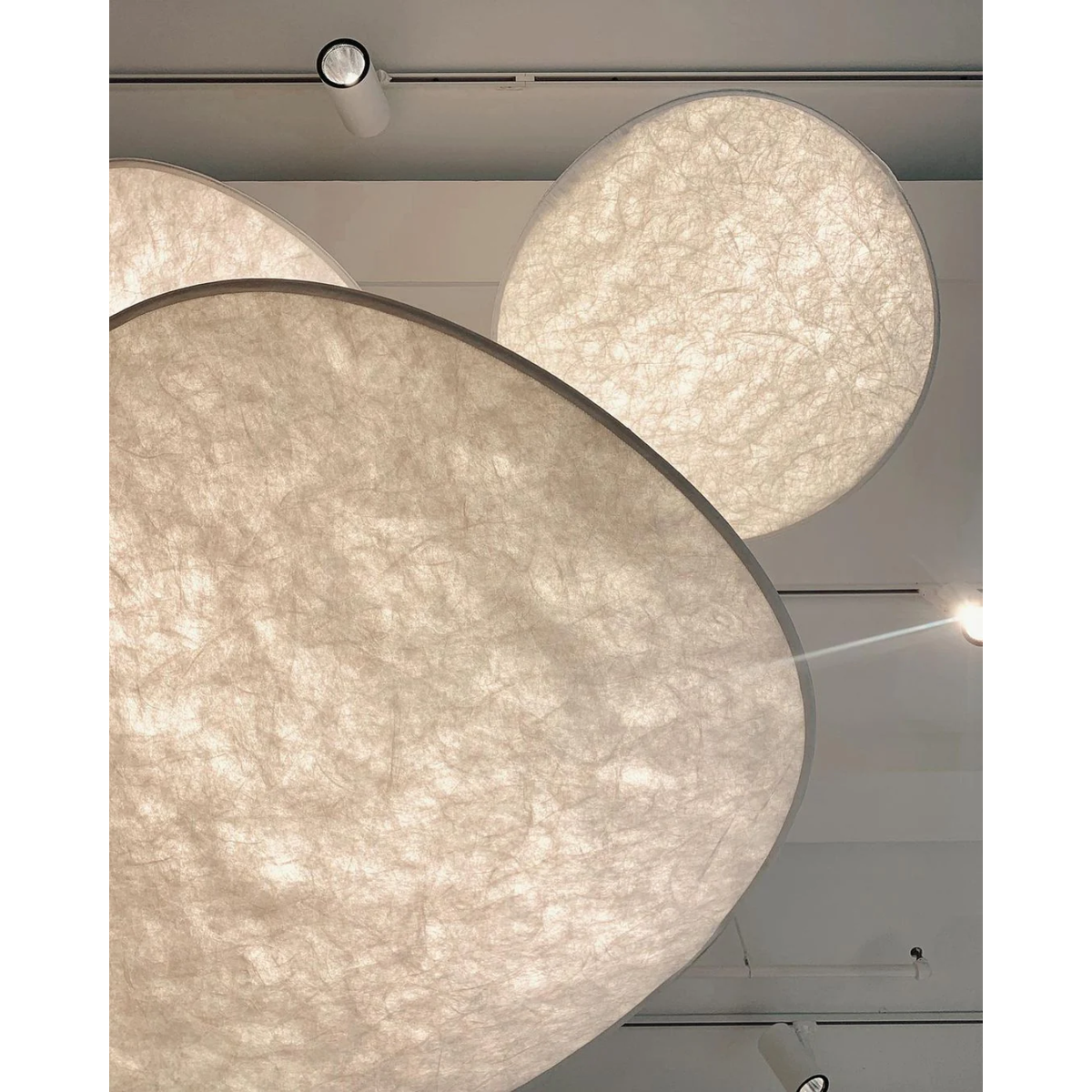 Pendant Light with Sculptural Wavy Shade for Bathroom Living Room and Dining - Image 13