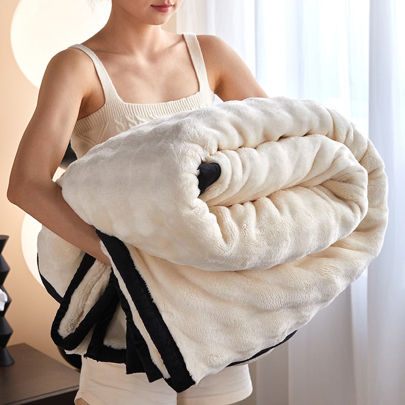 Plush Throw Blanket with Faux Fur Double-Sided Design and Ribbed Texture - Image 4