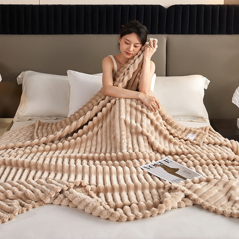 Plush Throw Blanket with Faux Fur Double-Sided Design and Ribbed Texture - Image 6